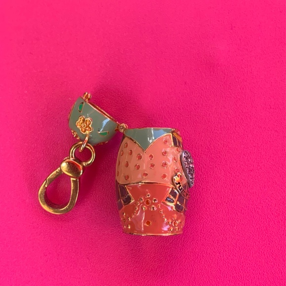 Juicy Couture Russian Matryoshka Doll Charm - Picture 5 of 5